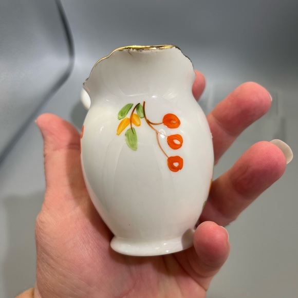 Vintage Delphine Sugar Bowl & Individual creamer. piece set.Bone china England. - Picture 8 of 16